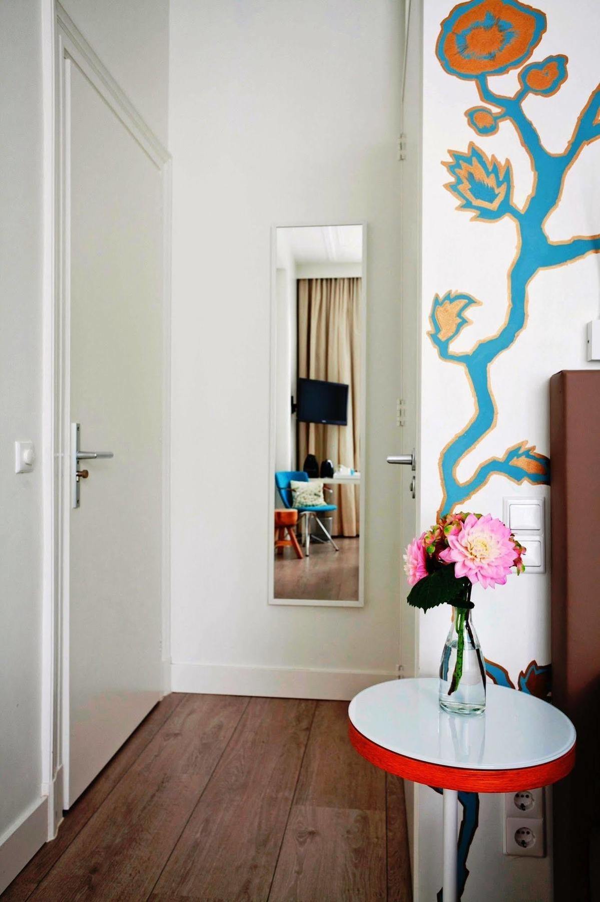 Hotel Linnen Nijmegen Bagian luar foto
