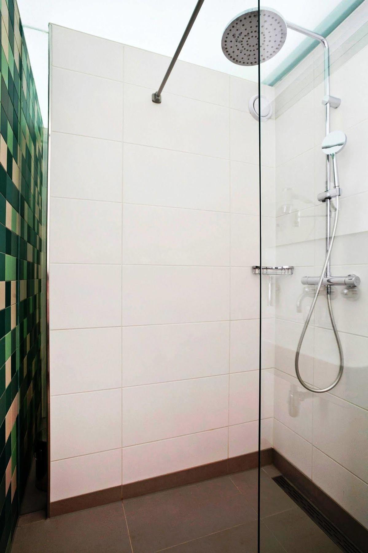 Hotel Linnen Nijmegen Bagian luar foto