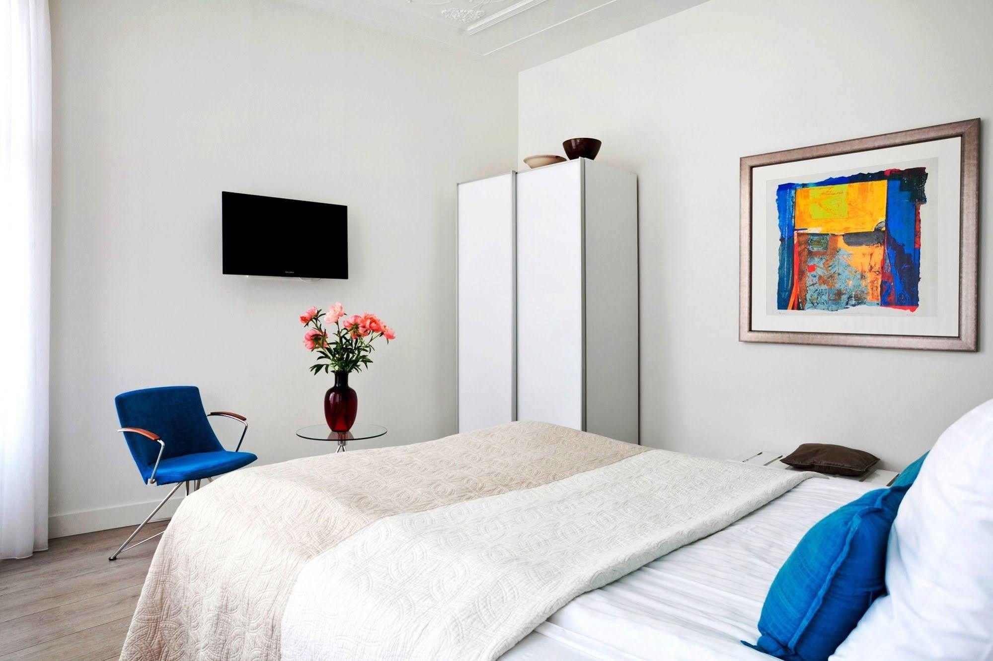 Hotel Linnen Nijmegen Bagian luar foto